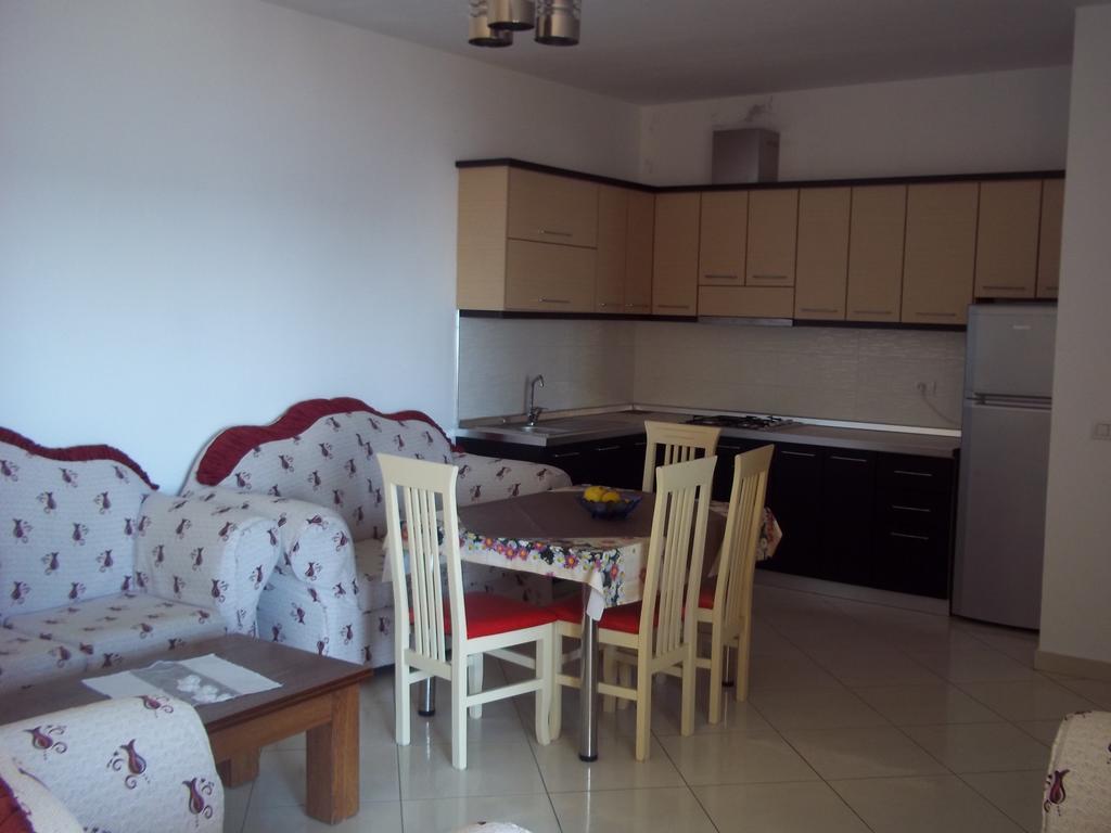 Faik Shehu Apartments Durres Exterior photo