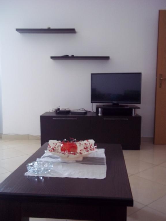 Faik Shehu Apartments Durres Exterior photo